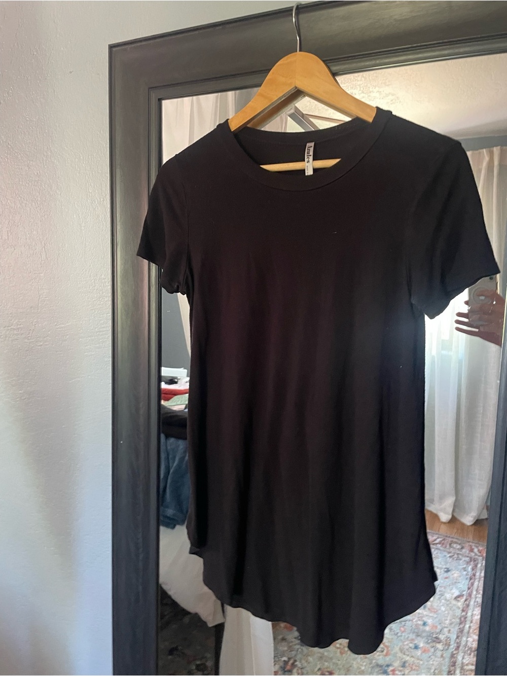 Azules Black Short Sleeve Crewneck Tee